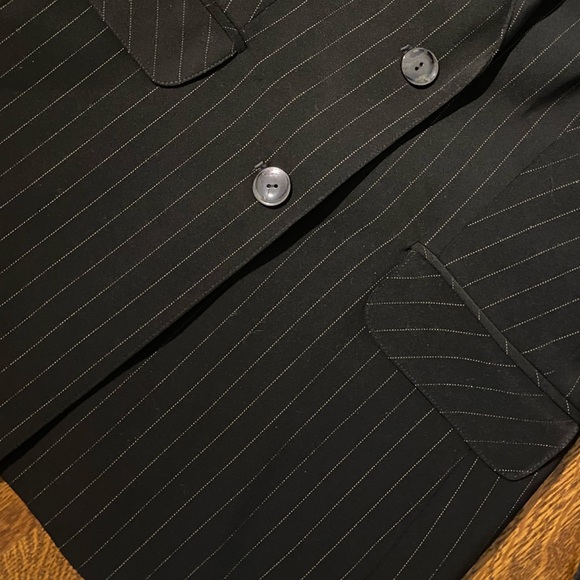 Vanity Fair Gold Stritched Blazer - Picture 5 of 9